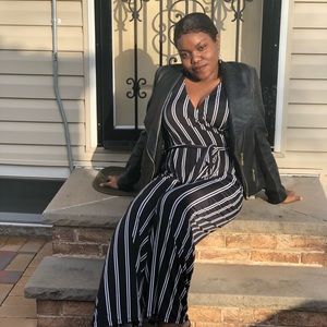 Stripped Jumper (Navy w/ white stripes)